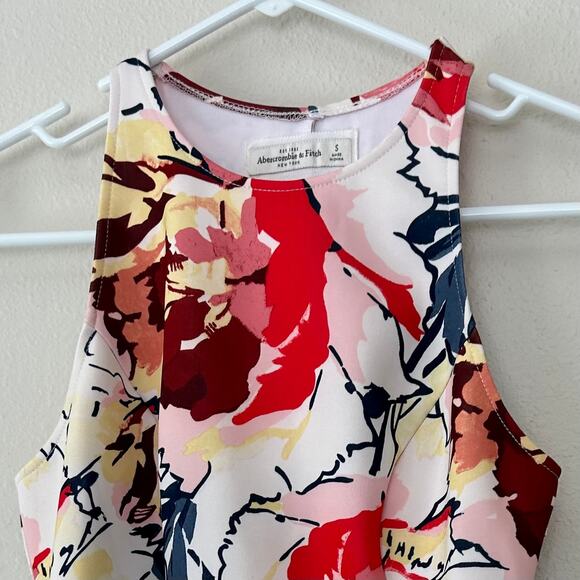 Abercrombie and Fitch floral halter mini key hole back spring colorful flowers S - Picture 7 of 15